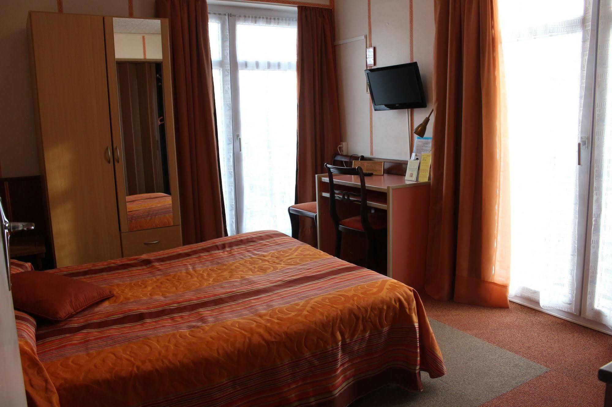 Citotel Le France Redon Bagian luar foto
